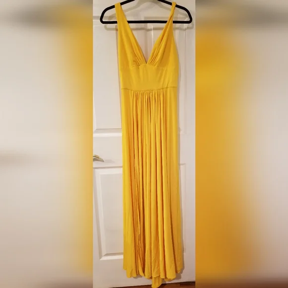 S.L. Fashions Yellow Summer Maxi Dress Size Medium - Picture 2 of 14